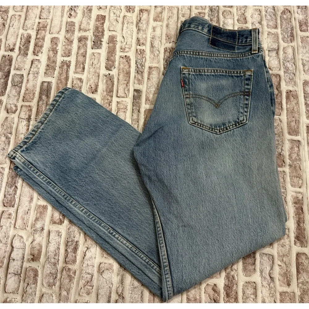 VTG Levis 501 Mens 33x30 Light Wash Jeans  Made USA Ripped Repair Distressed 90s